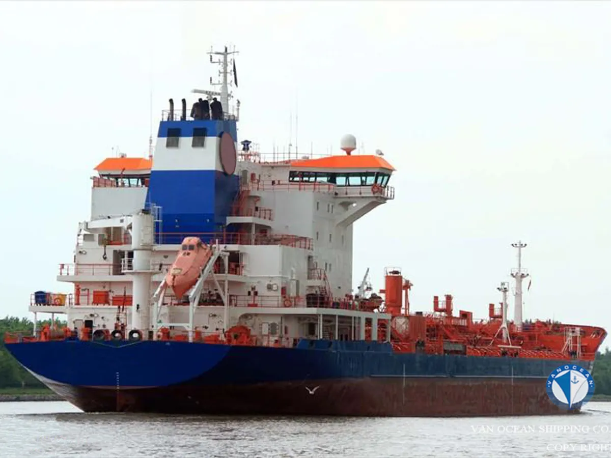 Pétrolier / chimiquier à vendre