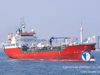 Pétrolier / chimiquier à vendre