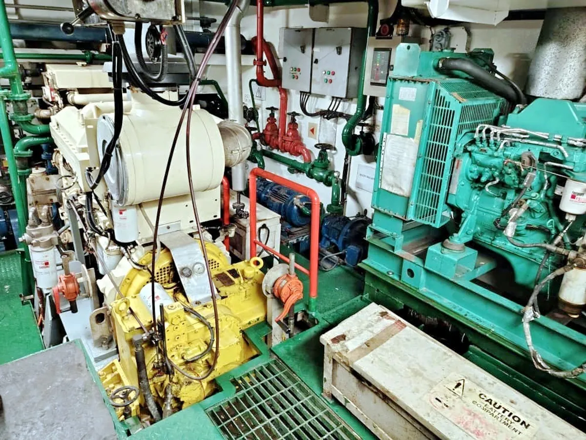 Navire de débarquement, citerne à vendre