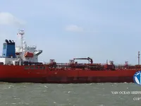 Pétrolier / chimiquier à vendre