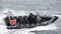 Bateau pneumatique semi-rigide à vendre