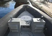 Bateau pneumatique semi-rigide à vendre