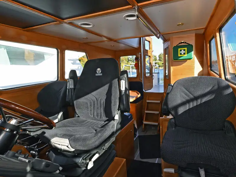 Bateaux de travail à vendre