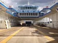 Navire-ferry à vendre
