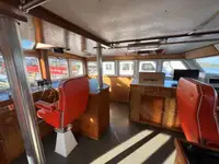 Bateau de transport d'équipage à vendre
