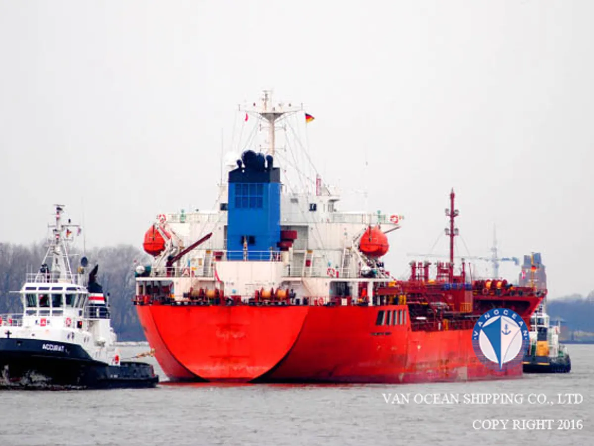 Pétrolier / chimiquier à vendre