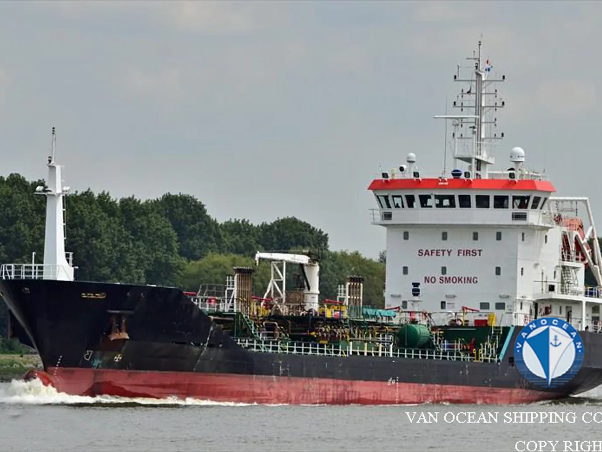 Pétrolier / chimiquier à vendre