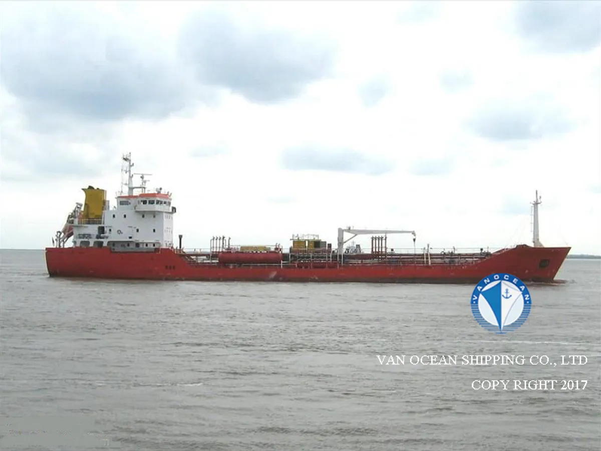 Pétrolier / chimiquier à vendre