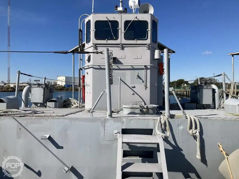 Navire de débarquement, citerne à vendre