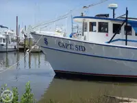 Chalutier à vendre