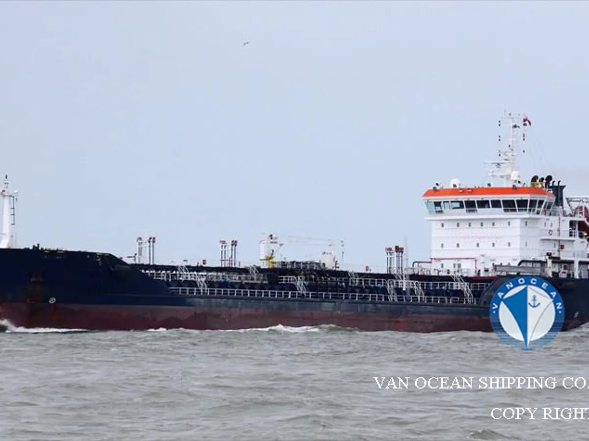 Pétrolier / chimiquier à vendre