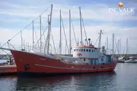 Navire de recherche à vendre