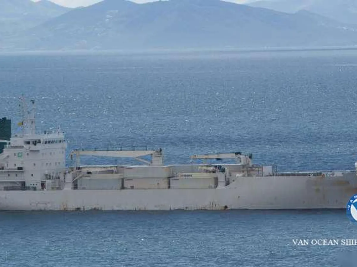 Navire frigorifique à vendre
