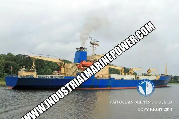 Navire frigorifique à vendre