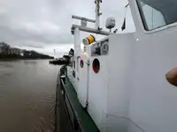 Bateaux de travail à vendre