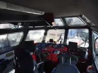 Bateau de transport d'équipage à vendre