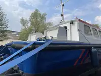 Bateau patrouilleur à vendre