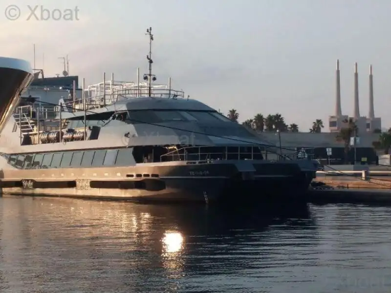 Navire de croisière à vendre