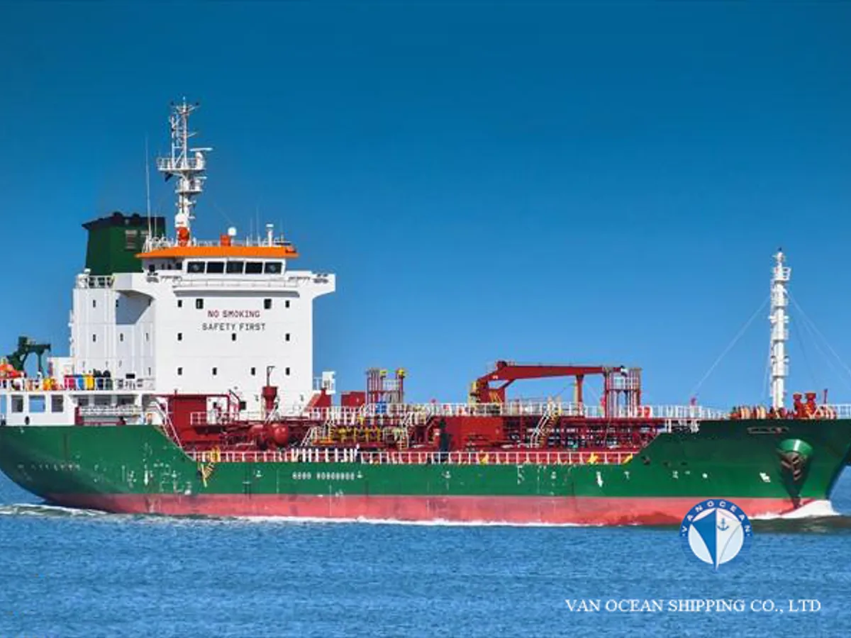 Pétrolier / chimiquier à vendre