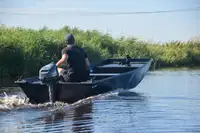Bateaux de travail à vendre