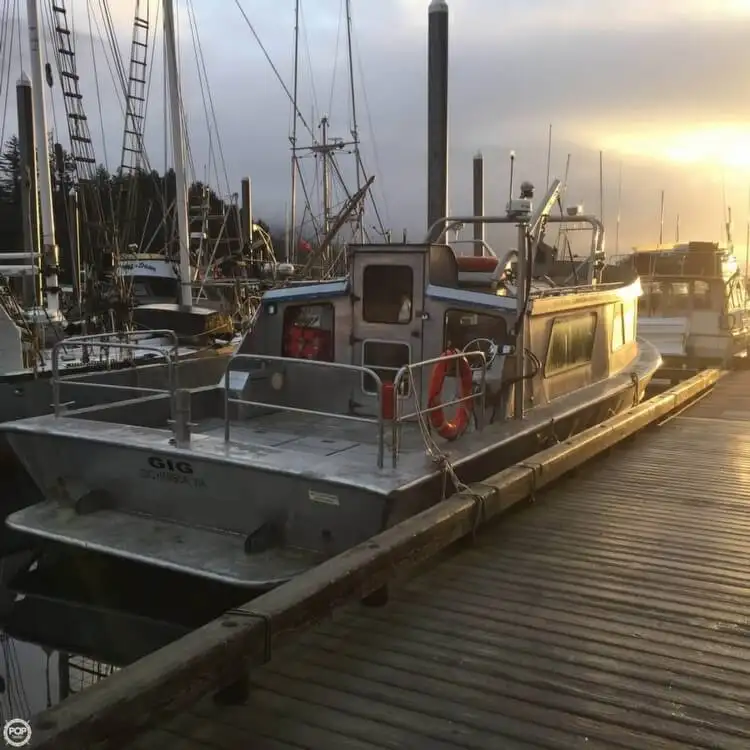 Bateau de transport d'équipage à vendre