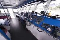 Navire d'arpentage à vendre