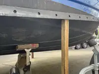 Bateau patrouilleur à vendre
