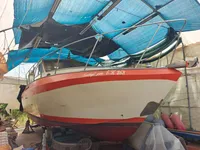 Bateaux de travail à vendre