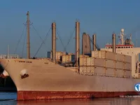 Navire frigorifique à vendre