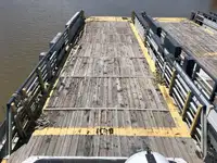 Bateau de transport d'équipage à vendre