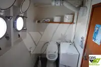 Navire d'arpentage à vendre
