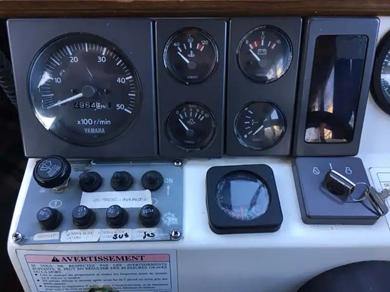 Bateau pilote à vendre