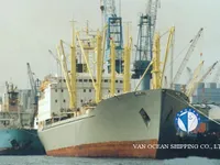 Navire frigorifique à vendre