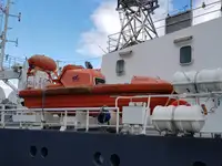 Navire porte-conteneurs à vendre