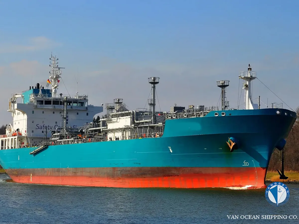 Pétrolier / chimiquier à vendre