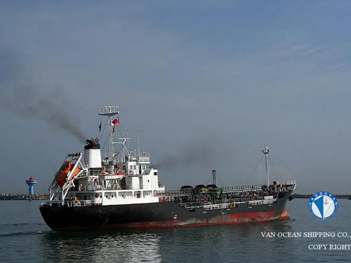 Pétrolier / chimiquier à vendre