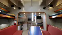 Navire de recherche à vendre