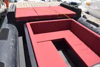 Bateau pneumatique semi-rigide à vendre