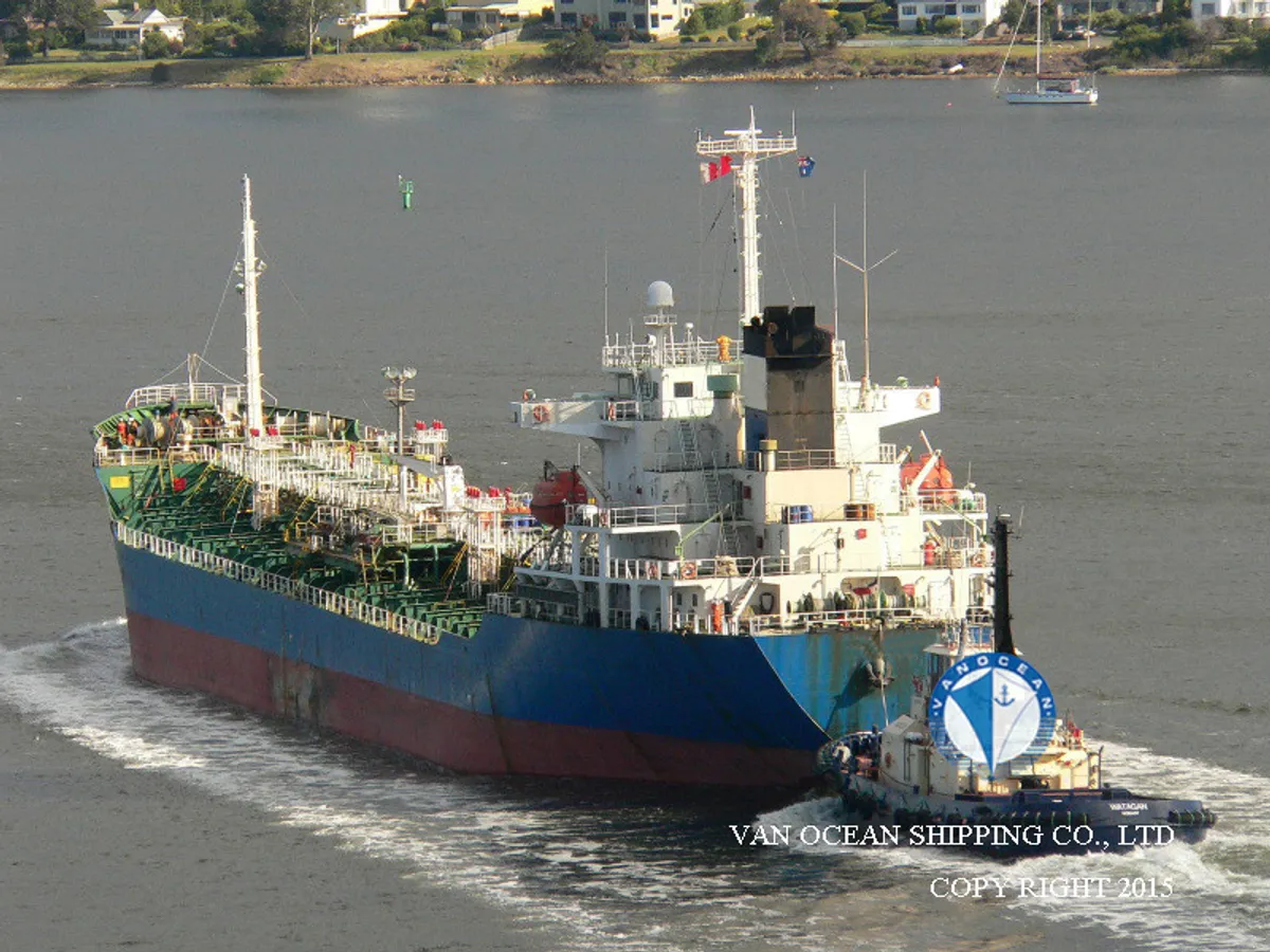 Pétrolier / chimiquier à vendre