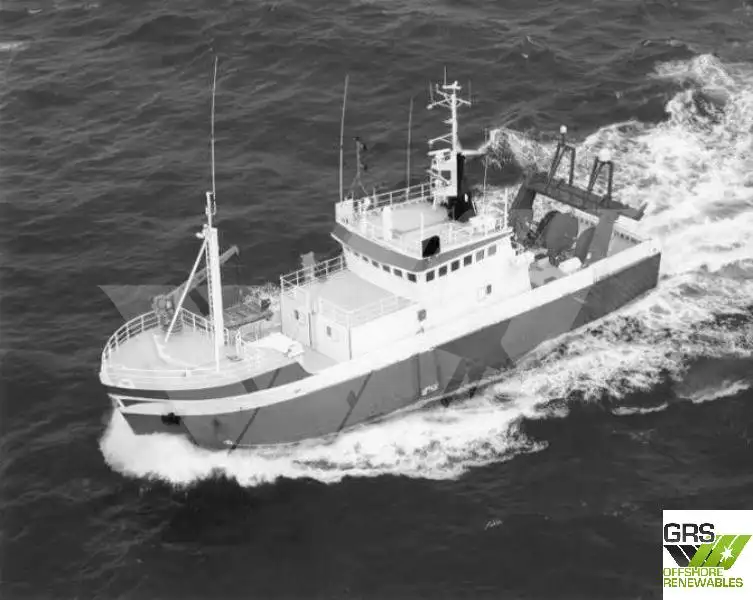 Navire d'arpentage à vendre