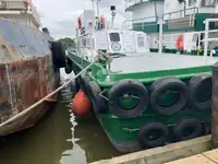 Bateau de transport d'équipage à vendre
