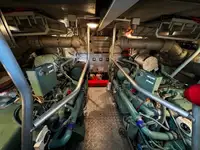 Bateau de transport d'équipage à vendre