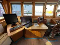 Navire porte-conteneurs à vendre