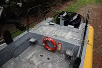 Bateaux de travail à vendre