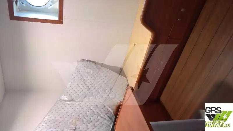 Navire d'arpentage à vendre