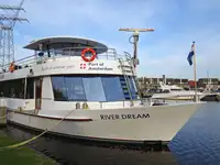 Navire de passagers à vendre