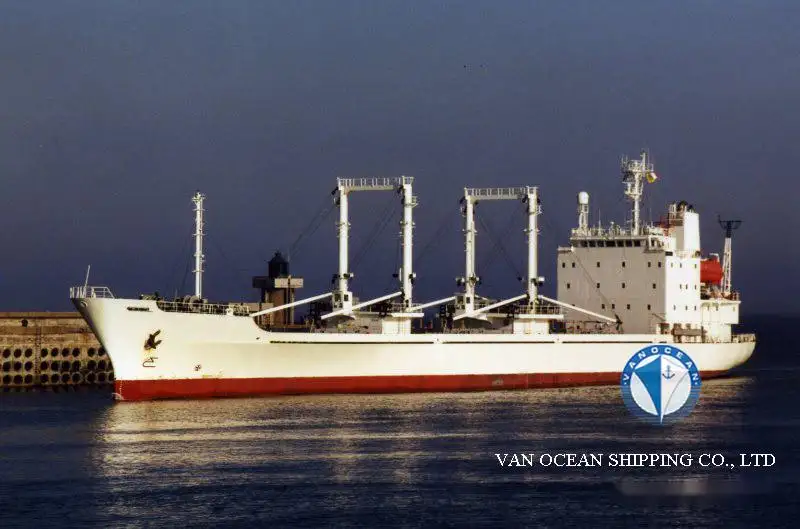 Navire frigorifique à vendre