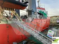 Navire d'approvisionnement à vendre