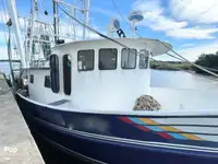 Chalutier à vendre