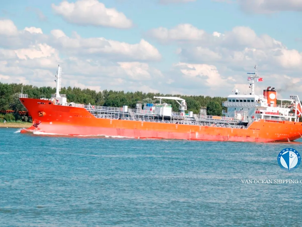 Pétrolier / chimiquier à vendre